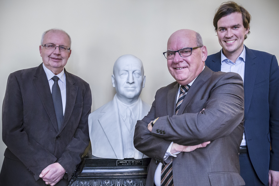Marc Ulens, Geeraard Van den Daele (borstbeeld), Daniël Termont en Matthias De Clercq.