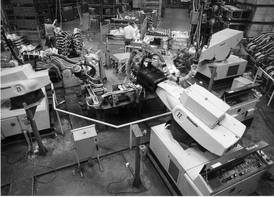 De eerste robots in GA (midden jaren 70).